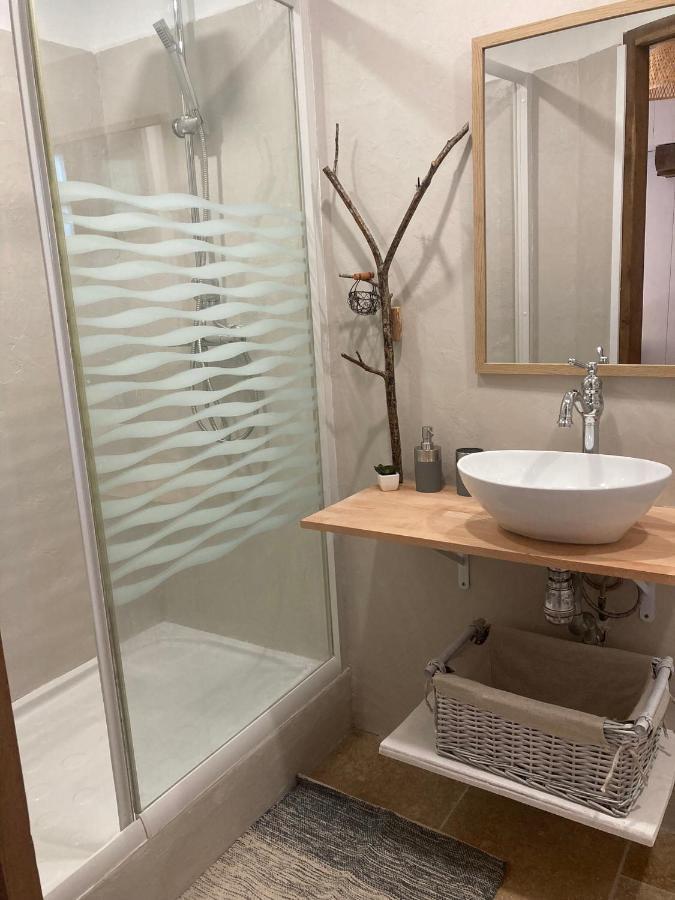 Logis Des 4 Fees Et Son Bain Nordique Villa Sainte-Nathalene Luaran gambar
