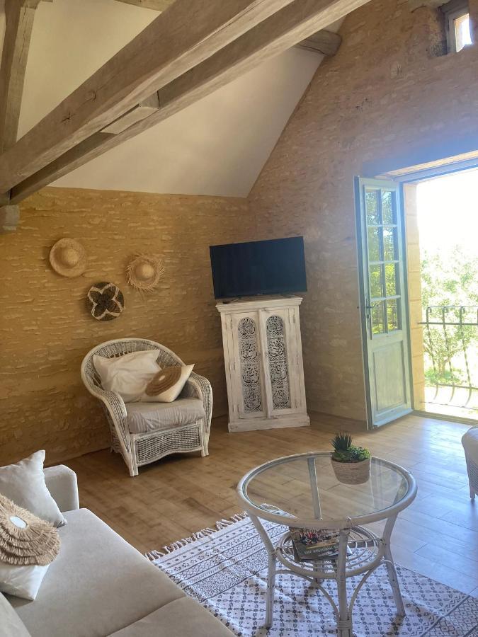 Logis Des 4 Fees Et Son Bain Nordique Villa Sainte-Nathalene Luaran gambar