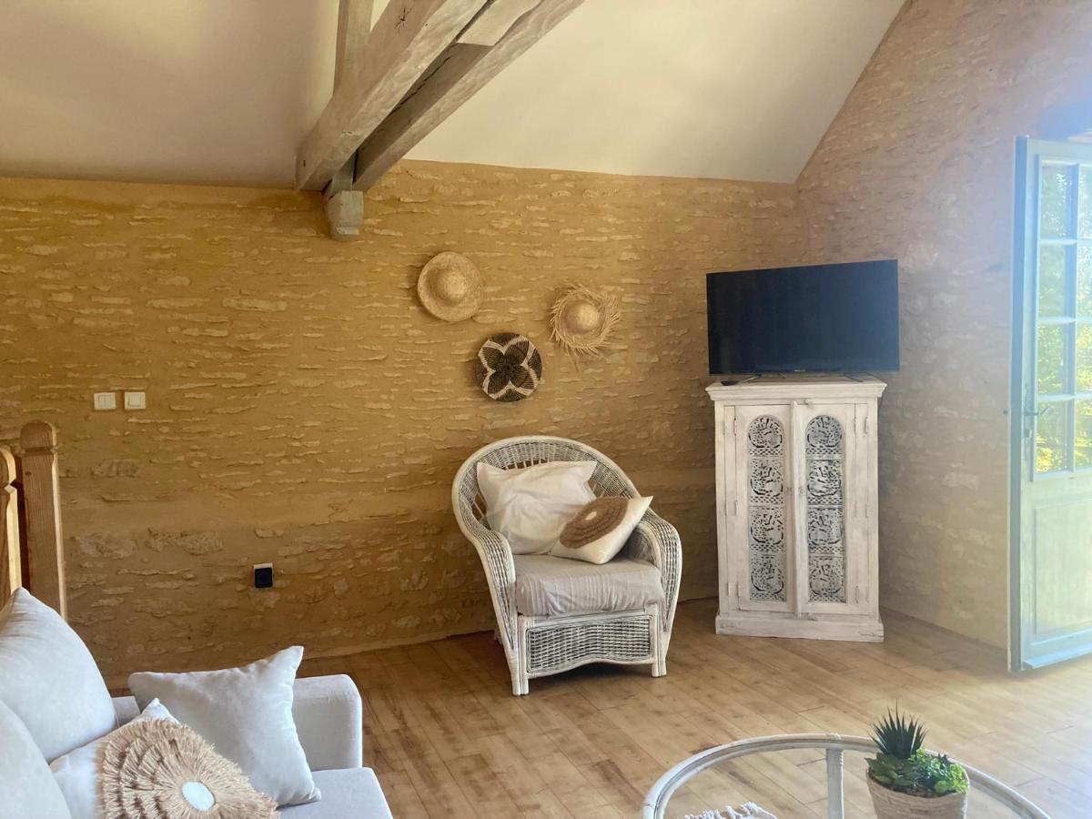 Logis Des 4 Fees Et Son Bain Nordique Villa Sainte-Nathalene Luaran gambar